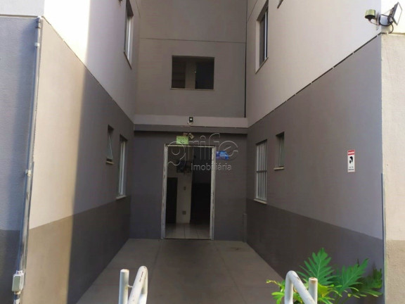 Imagem Apartamento com 2 Quartos à Venda,  em Itaperi - Fortaleza