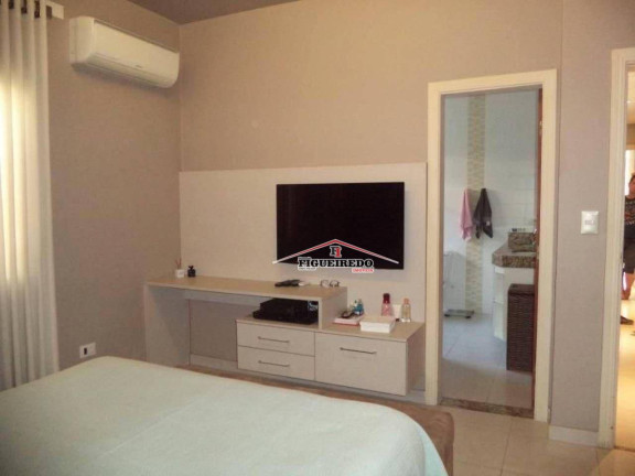 Imagem Casa com 3 Quartos à Venda, 228 m² em Guilhermina - Praia Grande