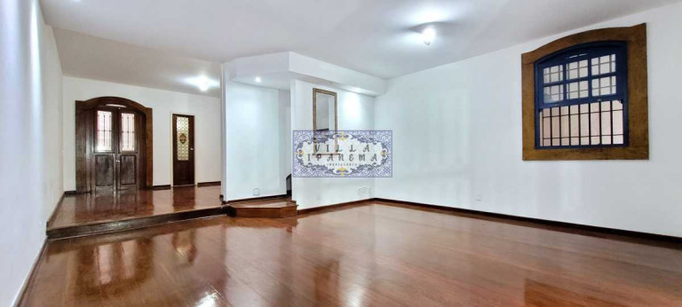 Imagem Casa com 5 Quartos à Venda, 300 m² em Jardim Botânico - Rio De Janeiro Imagem Casa com 5 Quartos à Venda, 300 m² em Jardim Botânico - Rio De Janeiro