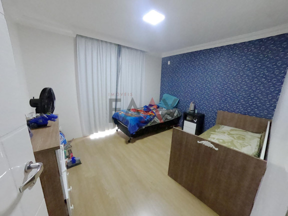 Imagem Casa com 3 Quartos à Venda, 272 m² em Alto Da Xv - Guarapuava