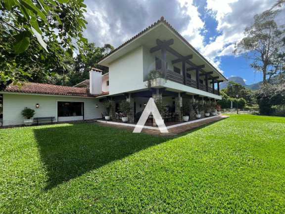 Casa com 5 Quartos à Venda, 609 m² em Quebra Frascos - Teresópolis