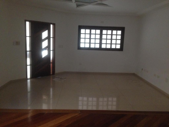Imagem Sobrado com 3 Quartos à Venda, 245 m² em Jardim Quaresmeira - Suzano Imagem Sobrado com 3 Quartos à Venda, 245 m² em Jardim Quaresmeira - Suzano