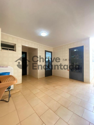 Imagem Casa com 5 Quartos à Venda, 330 m² em Jardim Estoril - Birigui