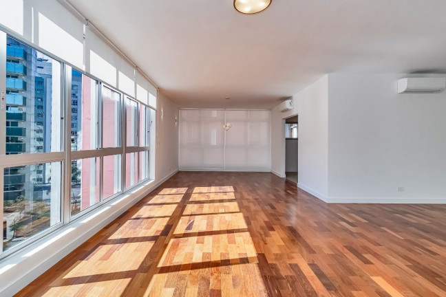 Apartamento com 3 Quartos à Venda, 267 m² em Paraíso - São Paulo