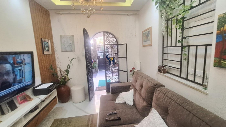 Imagem Casa com 7 Quartos à Venda, 246 m² em Barra - Salvador Imagem Casa com 7 Quartos à Venda, 246 m² em Barra - Salvador