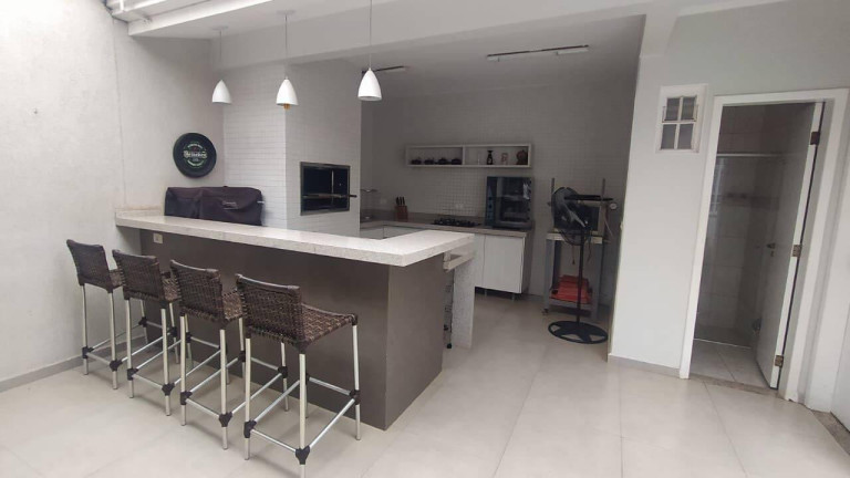 Imagem Casa com 3 Quartos à Venda, 238 m² em Jardim Imperial - Maringá Imagem Casa com 3 Quartos à Venda, 238 m² em Jardim Imperial - Maringá