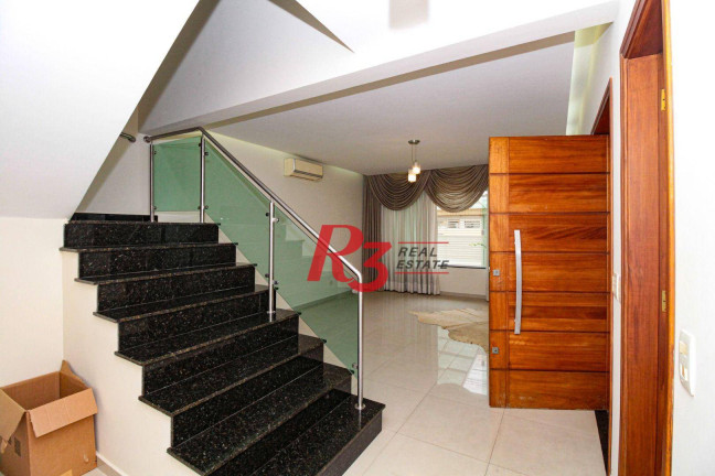 Imagem Sobrado com 4 Quartos à Venda, 342 m² em Embaré - Santos