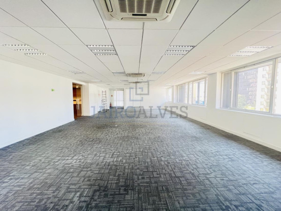 Imóvel Comercial para Alugar, 200 m² em Bela Vista - São Paulo