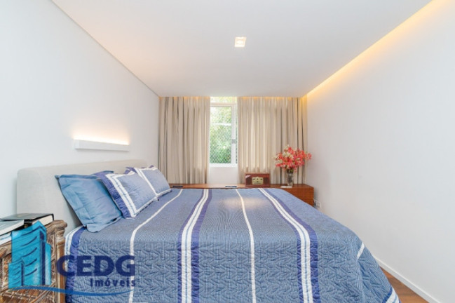 Imagem Apartamento com 3 Quartos à Venda, 123 m² em Batel - Curitiba