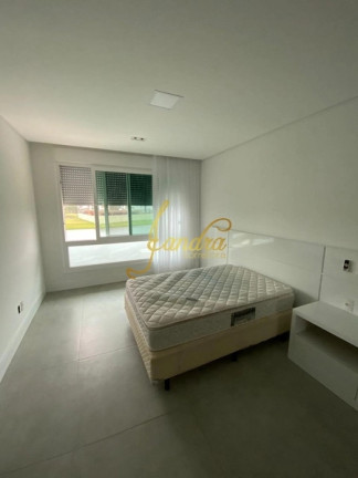 Imagem Casa de Condomínio com 5 Quartos à Venda, 370 m² em Centro - Xangri-la