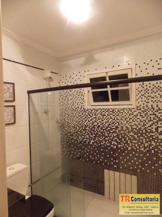 Imagem Casa com 3 Quartos à Venda, 432 m² em Campos Dos Goytacazes Imagem Casa com 3 Quartos à Venda, 432 m² em Campos Dos Goytacazes