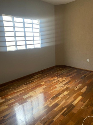 Imagem Casa com 3 Quartos à Venda, 180 m² em São João Batista - Belo Horizonte Imagem Casa com 3 Quartos à Venda, 180 m² em São João Batista - Belo Horizonte