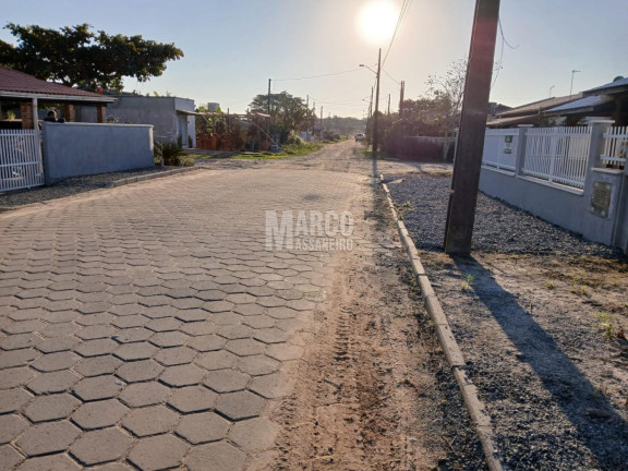 Imagem Terreno à Venda, 334 m² em Salinas - Balneário Barra Do Sul Imagem Terreno à Venda, 334 m² em Salinas - Balneário Barra Do Sul