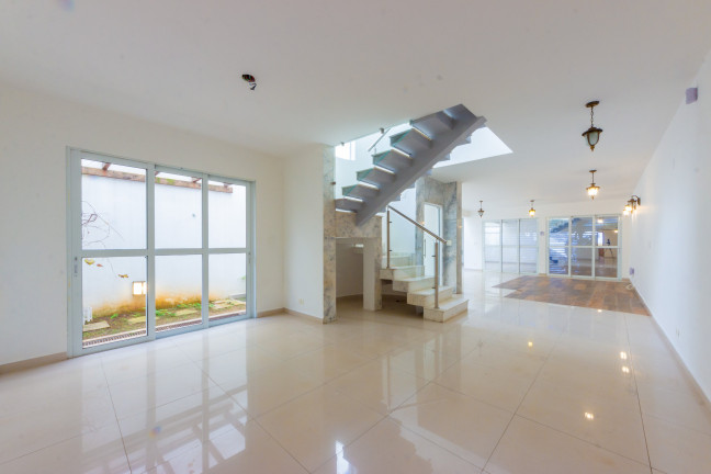Imagem Casa com 3 Quartos à Venda, 300 m² em Planalto Paulista - São Paulo