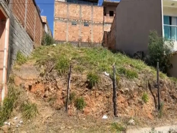Imagem Terreno à Venda, 200 m² em Renascer - Betim Imagem Terreno à Venda, 200 m² em Renascer - Betim