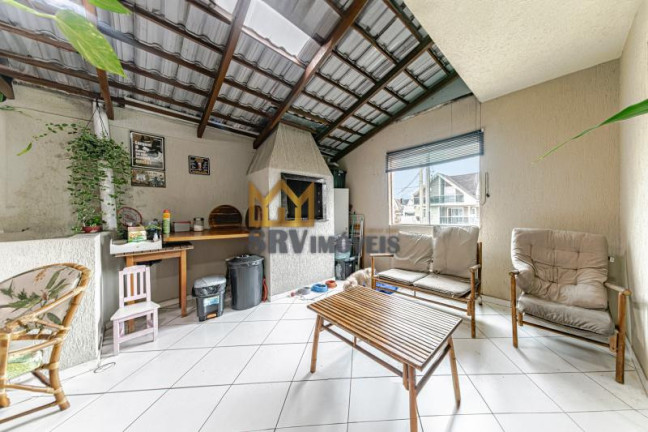 Imagem Sobrado com 3 Quartos à Venda, 235 m² em Atuba - Curitiba