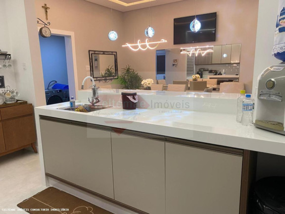 Imagem Casa com 3 Quartos à Venda, 135 m² em Jardim Das Nações - Taubaté Imagem Casa com 3 Quartos à Venda, 135 m² em Jardim Das Nações - Taubaté