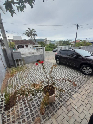 Imagem Casa com 2 Quartos à Venda, 75 m² em José Amandio - Bombinhas Imagem Casa com 2 Quartos à Venda, 75 m² em José Amandio - Bombinhas