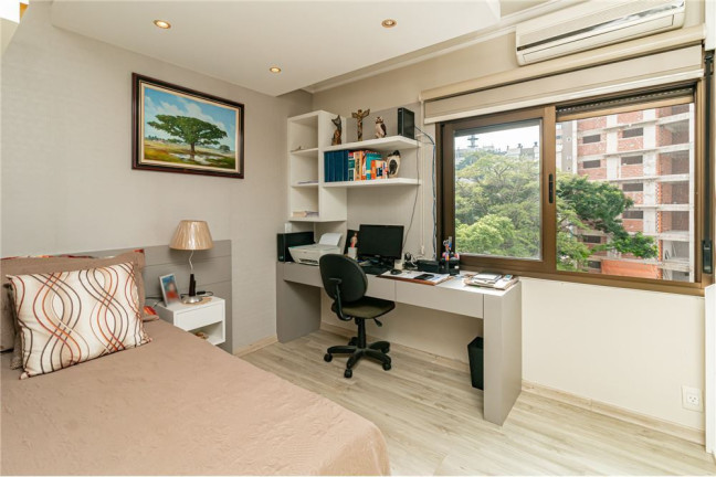 Imagem Imóvel com 3 Quartos à Venda, 104 m² em Bela Vista - Porto Alegre Imagem Imóvel com 3 Quartos à Venda, 104 m² em Bela Vista - Porto Alegre