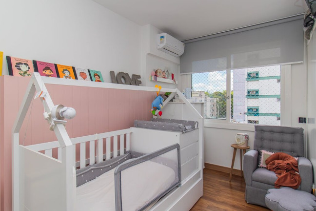 Imagem Apartamento com 3 Quartos à Venda, 93 m² em Cidade Baixa - Porto Alegre Imagem Apartamento com 3 Quartos à Venda, 93 m² em Cidade Baixa - Porto Alegre