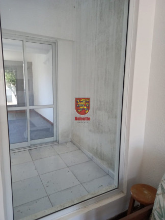 Imagem Sobrado com 3 Quartos à Venda, 304 m² em Balneário - Florianópolis Imagem Sobrado com 3 Quartos à Venda, 304 m² em Balneário - Florianópolis