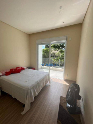 Imagem Sobrado com 3 Quartos à Venda, 460 m² em Parque Renato Maia - Guarulhos Imagem Sobrado com 3 Quartos à Venda, 460 m² em Parque Renato Maia - Guarulhos