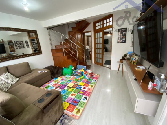 Imagem Imóvel com 2 Quartos à Venda, 80 m² em Cavalhada - Porto Alegre