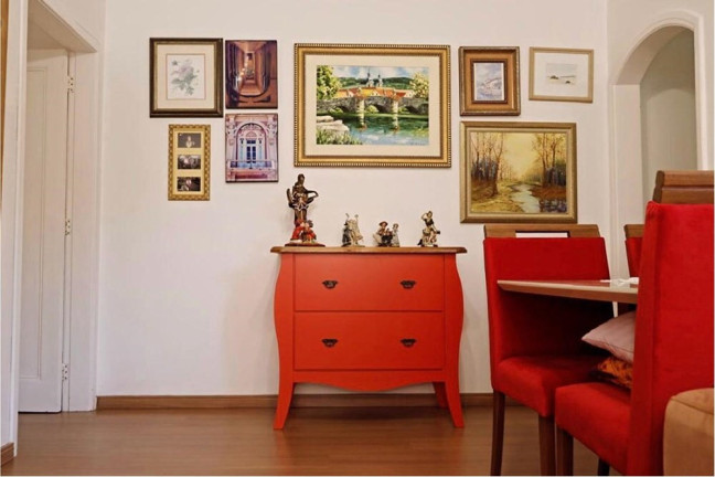 Imagem Imóvel com 2 Quartos à Venda, em Petrópolis - Porto Alegre Imagem Imóvel com 2 Quartos à Venda, em Petrópolis - Porto Alegre
