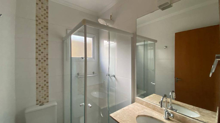 Imagem Casa com 3 Quartos à Venda, 223 m² em Parque Paduan - Taubaté