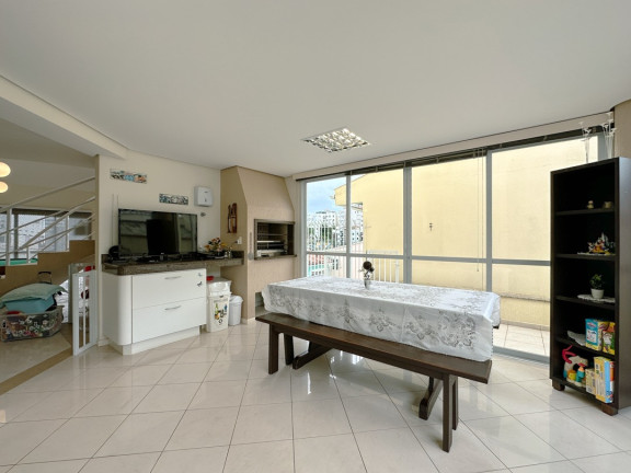 Imagem Casa com 3 Quartos à Venda, 334 m² em Capoeiras - Florianópolis