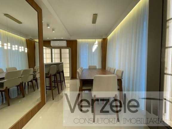 Imagem Apartamento com 3 Quartos à Venda, 136 m² em Centro - Balneário Camboriú Imagem Apartamento com 3 Quartos à Venda, 136 m² em Centro - Balneário Camboriú