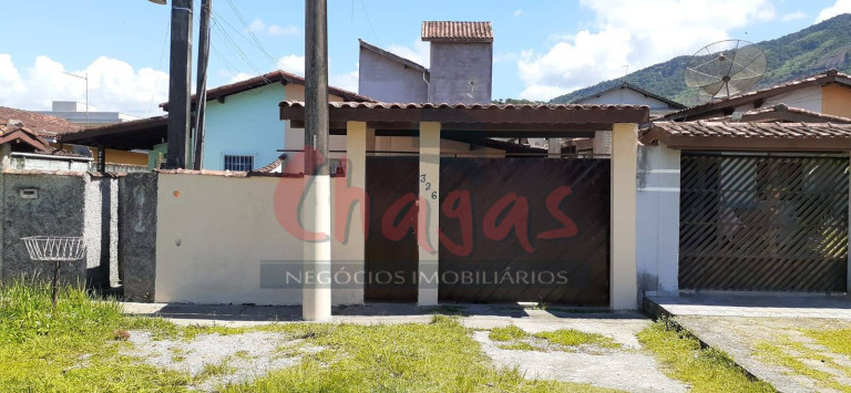 Sobrado com 4 Quartos à Venda, 215 m² em Jardim Das Gaivotas - Caraguatatuba