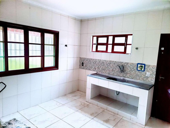 Imagem Casa com 2 Quartos à Venda, 163 m² em Belmira Novaes - Peruíbe Imagem Casa com 2 Quartos à Venda, 163 m² em Belmira Novaes - Peruíbe