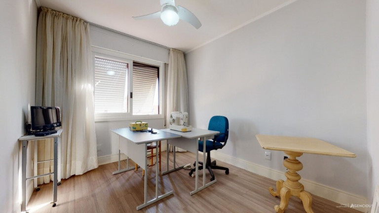 Imagem Imóvel com 3 Quartos à Venda, 134 m² em Jardim Lindóia - Porto Alegre
