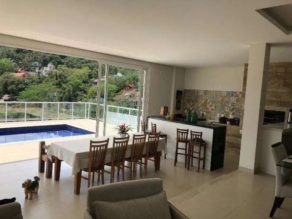 Imagem Casa de Condomínio com 4 Quartos à Venda, 530 m² em Córrego Grande - Florianópolis