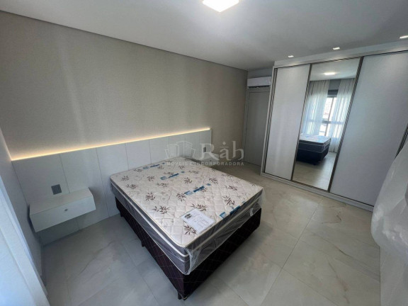 Imagem Apartamento com 3 Quartos para Alugar, em Centro - Balneário Camboriú Imagem Apartamento com 3 Quartos para Alugar, em Centro - Balneário Camboriú