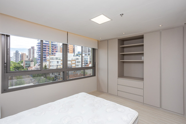 Imagem Imóvel com 1 Quarto à Venda, em Petrópolis - Porto Alegre Imagem Imóvel com 1 Quarto à Venda, em Petrópolis - Porto Alegre