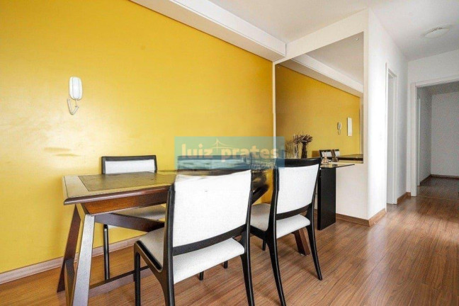 Imagem Apartamento com 3 Quartos à Venda, 73 m² em São João - Porto Alegre