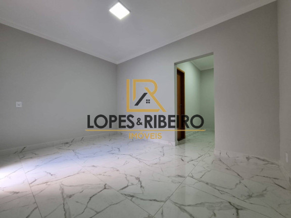 Imagem Casa com 3 Quartos à Venda, 250 m² em Jardim Ouro Verde - Botucatu