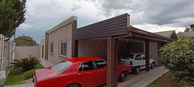 Imagem Casa com 4 Quartos à Venda, 255 m² em Boqueirão - Guarapuava Imagem Casa com 4 Quartos à Venda, 255 m² em Boqueirão - Guarapuava
