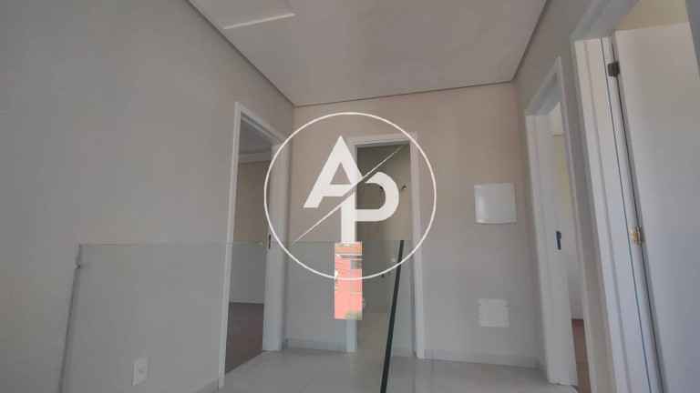 Imagem Sobrado com 3 Quartos à Venda, 162 m² em Orfãs - Ponta Grossa