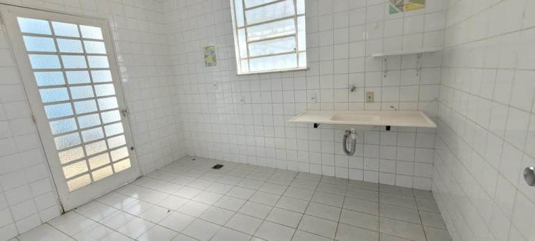 Imagem Sobrado com 8 Quartos à Venda, 337 m² em Jardim Guanabara - Campinas