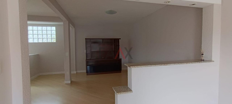 Imagem Casa com 3 Quartos à Venda, 134 m² em Trianon - Guarapuava Imagem Casa com 3 Quartos à Venda, 134 m² em Trianon - Guarapuava