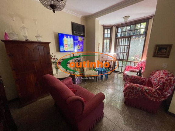 Imagem Casa com 5 Quartos à Venda, 300 m² em Tijuca - Rio De Janeiro