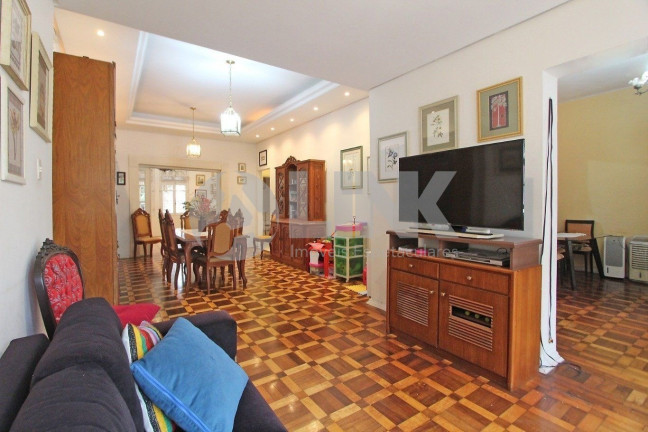 Casa com 3 Quartos à Venda, 370 m² em Floresta - Porto Alegre