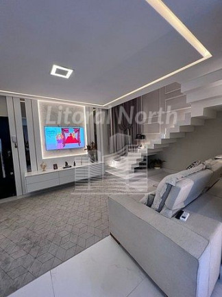 Imagem Casa com 3 Quartos à Venda, 270 m² em São João - Itajaí Imagem Casa com 3 Quartos à Venda, 270 m² em São João - Itajaí