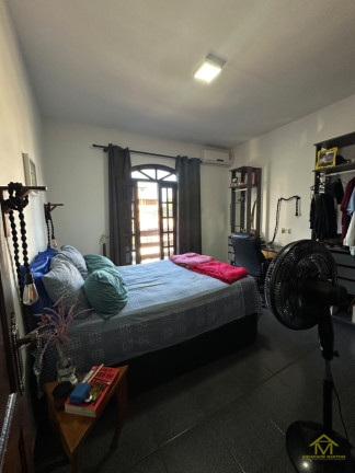 Imagem Casa com 4 Quartos à Venda, 300 m² em Soteco - Vila Velha Imagem Casa com 4 Quartos à Venda, 300 m² em Soteco - Vila Velha