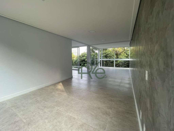 Imagem Casa com 4 Quartos à Venda, 435 m² em Chácara Dos Lagos - Carapicuíba Imagem Casa com 4 Quartos à Venda, 435 m² em Chácara Dos Lagos - Carapicuíba