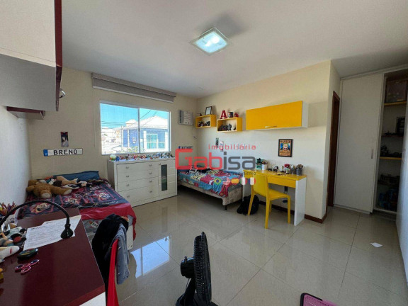 Imagem Casa com 5 Quartos à Venda, 370 m² em Vila Sao Pedro - São Pedro Da Aldeia Imagem Casa com 5 Quartos à Venda, 370 m² em Vila Sao Pedro - São Pedro Da Aldeia