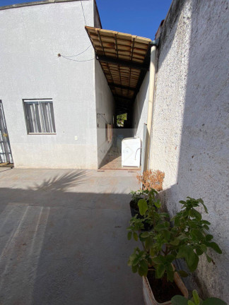 Imagem Casa com 2 Quartos à Venda, 500 m² em Privê Residencial Elza Fronza - Goiânia Imagem Casa com 2 Quartos à Venda, 500 m² em Privê Residencial Elza Fronza - Goiânia